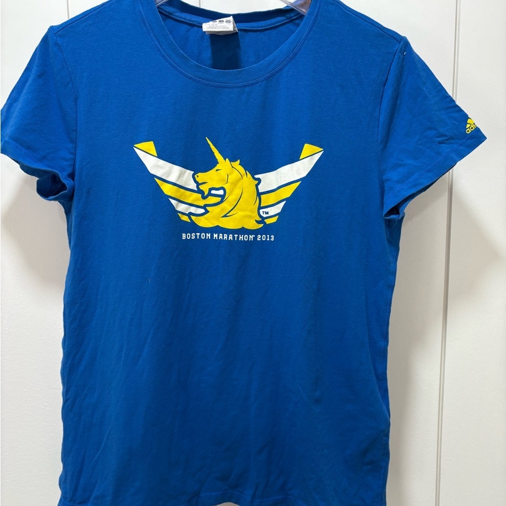 Adidas Boston Marathon 2013 T-shirt  Womens Size LARGE L Blue T-shirt